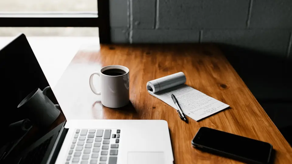 Mi agente IA publica 2 posts al día en mi blog — 40 días de datos reales
