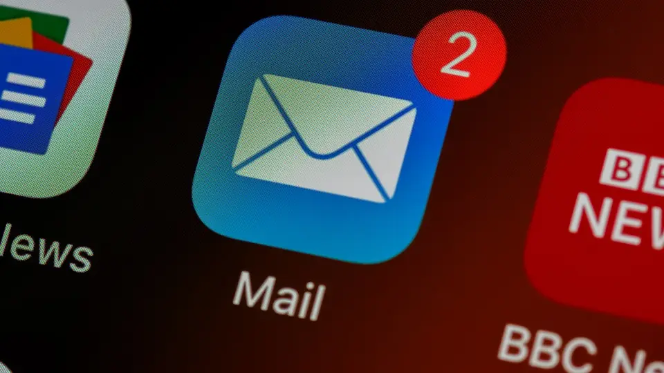Automatizar tu email marketing con agentes IA (mi sistema real para secuencias que venden)